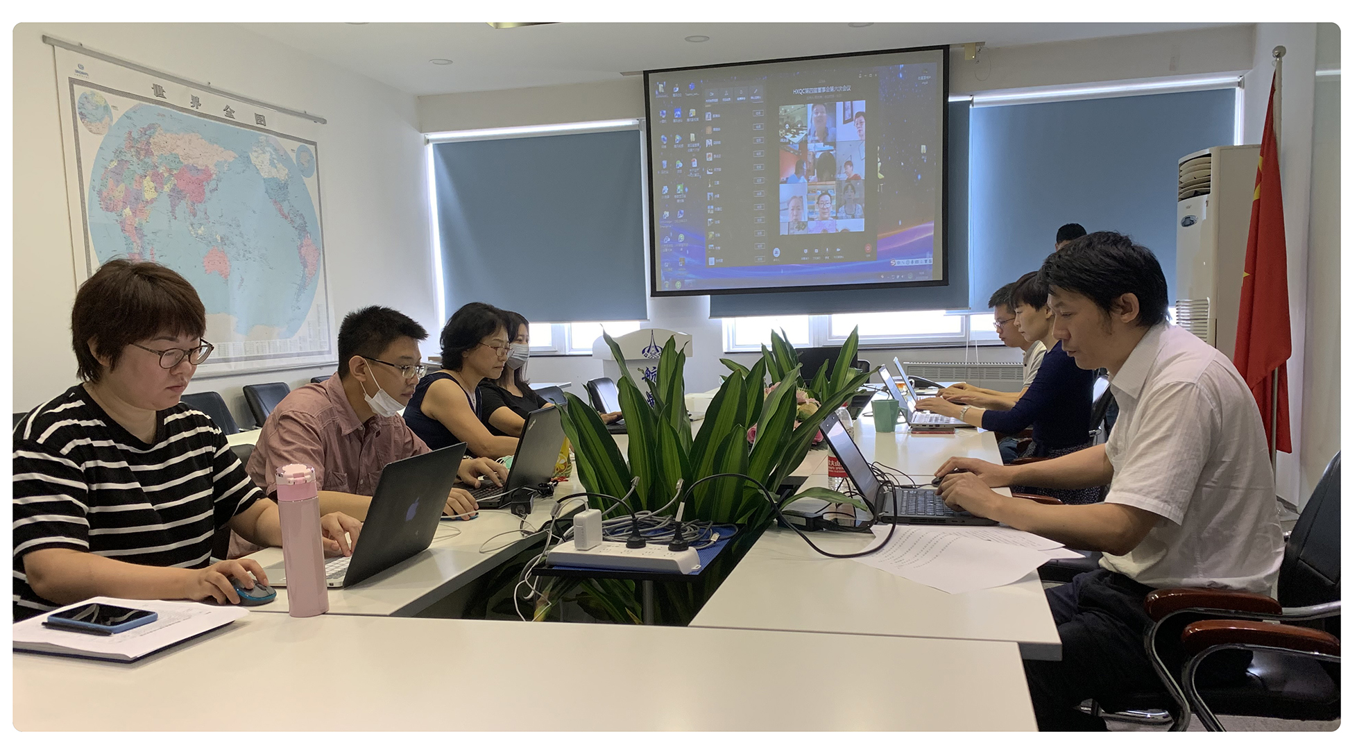 HXQC第四屆董事會(huì)第六次會(huì)議暨年中經(jīng)營(yíng)工作會(huì)在線(xiàn)上圓滿(mǎn)召開(kāi)