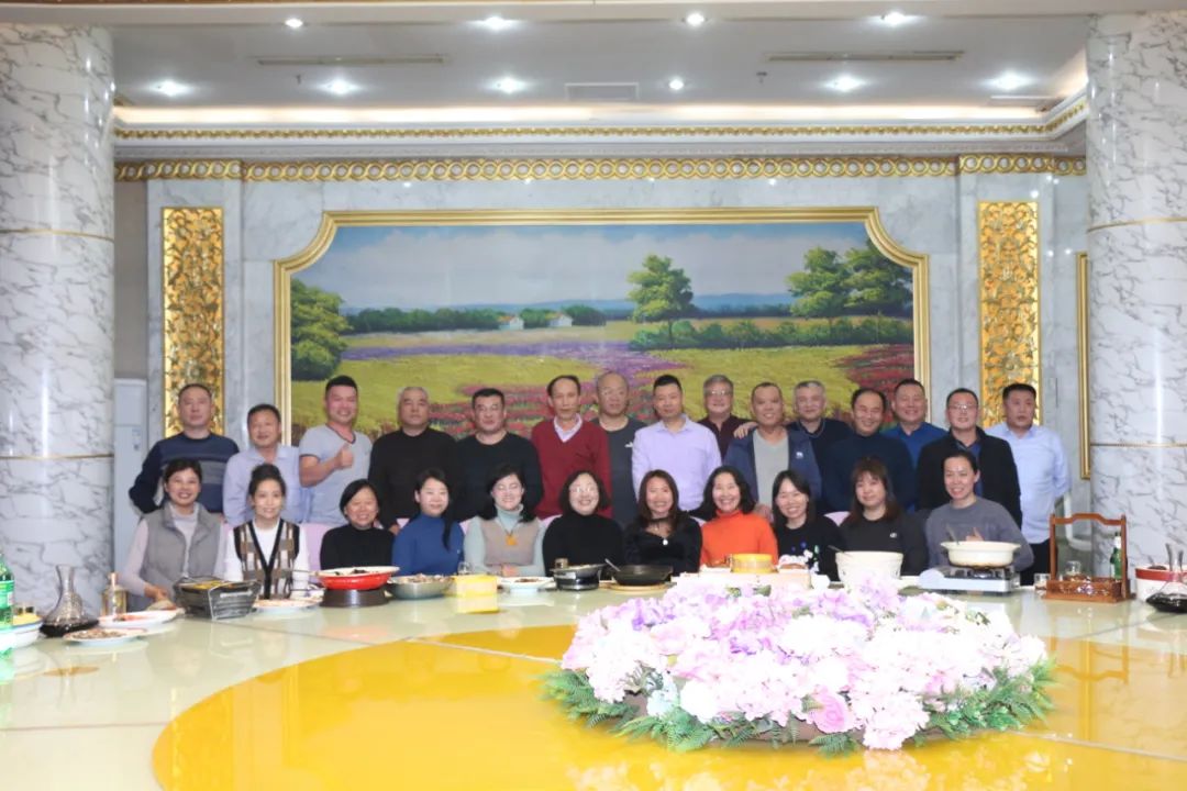 凝心聚力，續(xù)寫華章——HXQC山東分公司2022年新年溝通會在皇家花園酒店隆重舉行