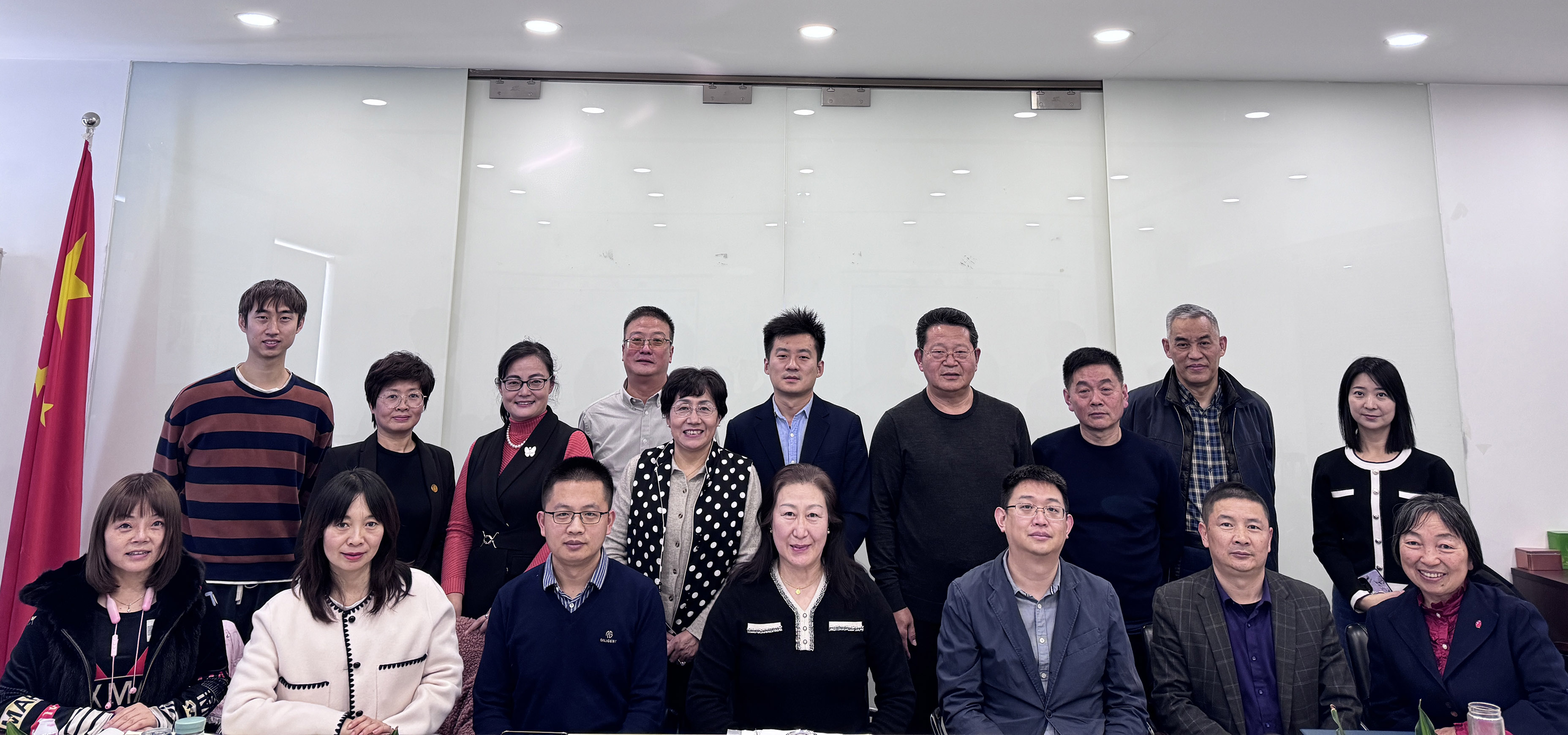 HXQC第五屆董事會第八次會議暨第六屆董事會第一次會議在京圓滿召開