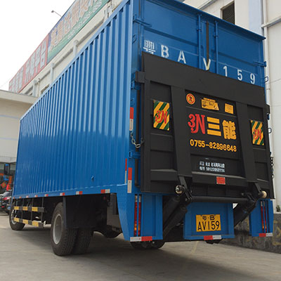 貨車尾板升降平臺(tái)，提升運(yùn)輸效率的關(guān)鍵利器